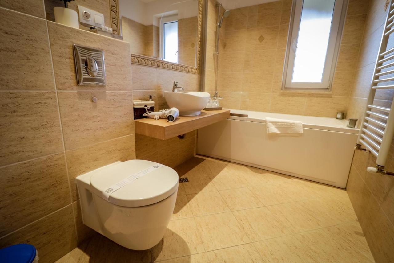 Lux Green Apartament 2 Apartment Brasov Bagian luar foto