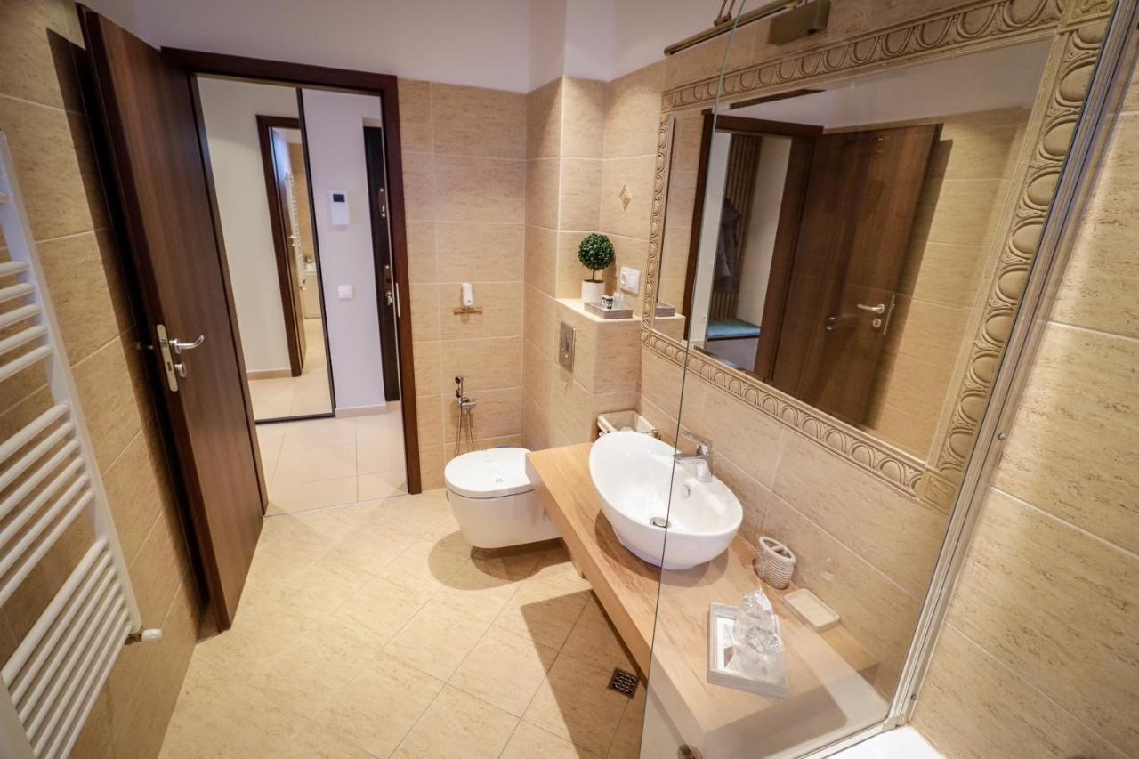 Lux Green Apartament 2 Apartment Brasov Bagian luar foto